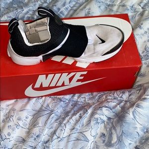 Black and White Prestos